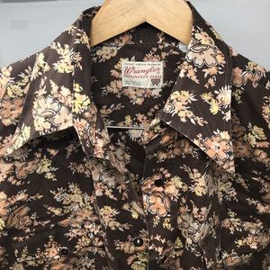 Vintage Wrangler Pearl Snap Floral Dress Shirt